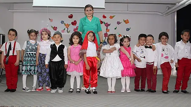 Annesinin gözünde çocuk hep çocuktur