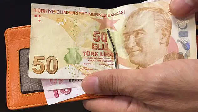Anneye 6 bin lira maaş!