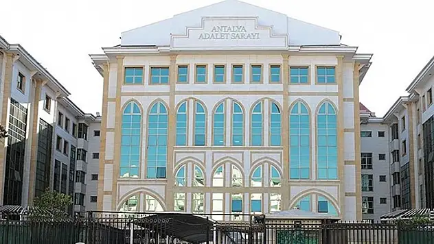 Antalya Büyükşehir Belediyesine yönelik soruşturmada 8 şüpheli gözaltına alındı