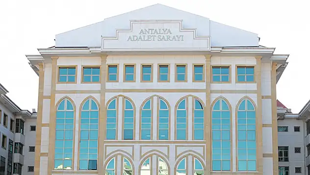 Antalya Büyükşehir Belediyesine yönelik soruşturmada Muhittin Böcek'in ek ifadesi alındı