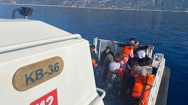 Antalya'da 13 düzensiz göçmen yakalandı
