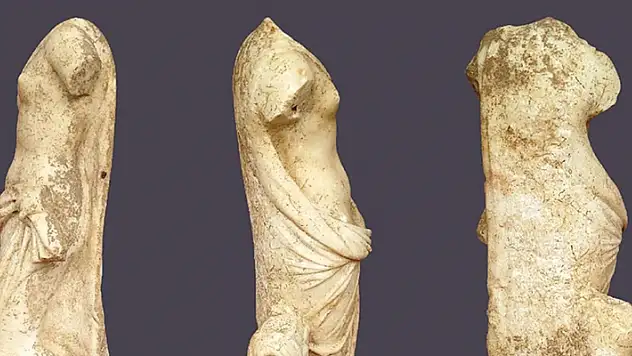 Antalya'da 2 bin yıllık Zeus ve Aphrodite heykelleri bulundu
