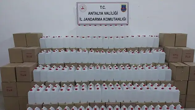 Antalya'da 7 ton kaçak/sahte etil alkol ele geçirildi
