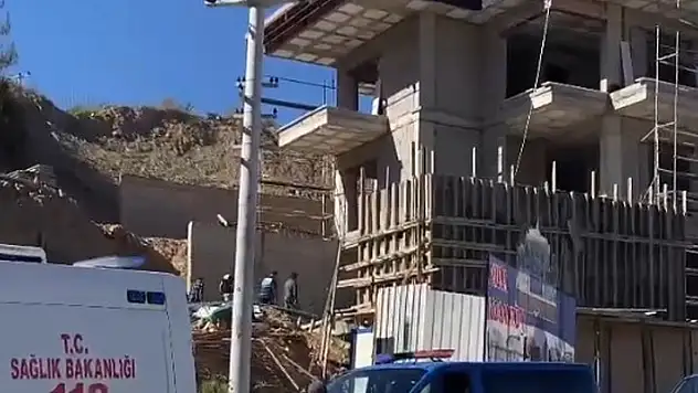 Antalya'da inşaatın 2'nci katından düşen işçi öldü
