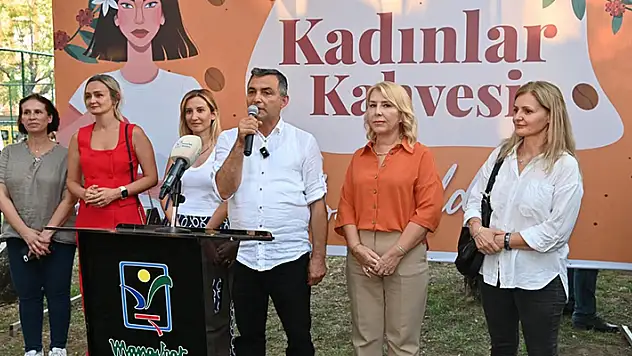 Antalya'da kadınlar kahvehanesi açıldı