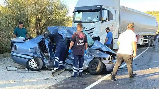 Antalya'da kafa kafaya facia: 4 kişi hayatını kaybetti 