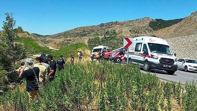 Antalya'da kahreden kaza! 5 kişi hayatını kaybetti