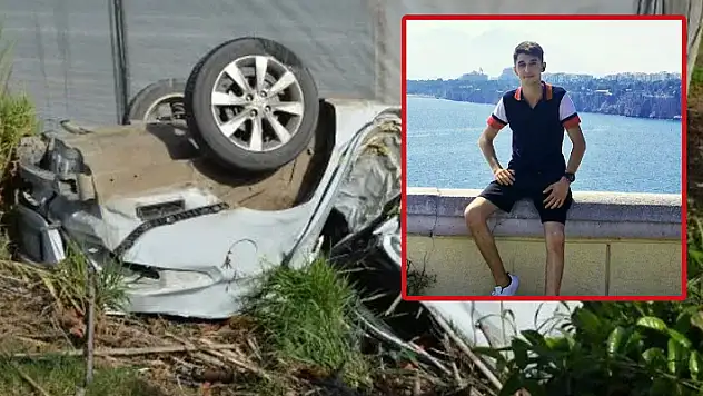 Antalya'da kahreden olay: Babasının otomobiliyle yaptığı kazada öldü...
