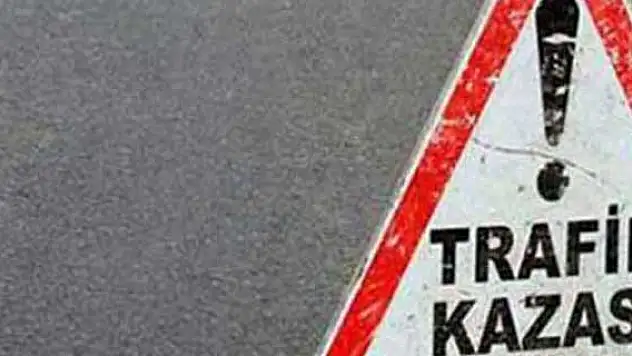 Antalya'da kamyonet şarampole devrildi: 1 ölü