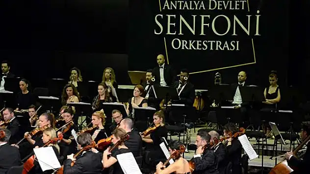 Antalya'da konser