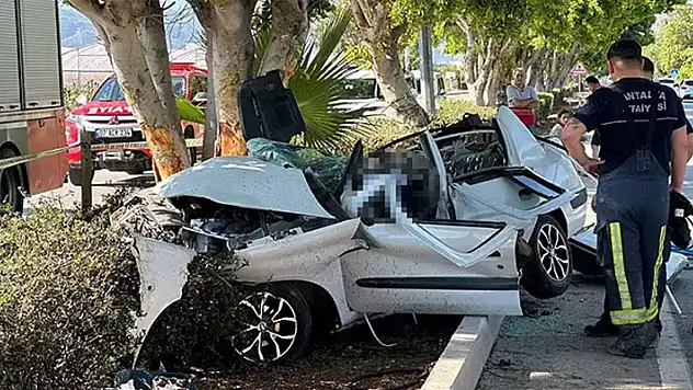 Antalya'da korkunç kaza! Bir aile yok oldu
