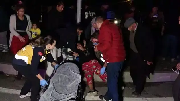 Antalya'da korkunç ölüm! Otomobil çarptı üzerinden 2 araç geçti
