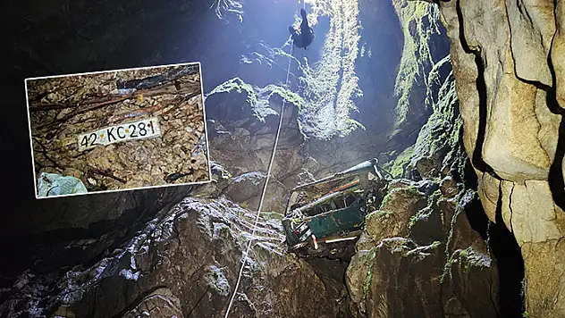 Antalya'da mağarada bulunan Murat 124, Konya plakalı çıktı