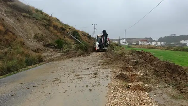 Antalya'da şiddetli yağış heyelana neden oldu
