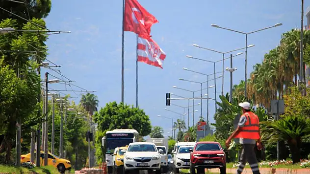 Antalya'da termometreler çıldırdı: Ağustos ayının en sıcak günlerinden biri yaşanıyor
