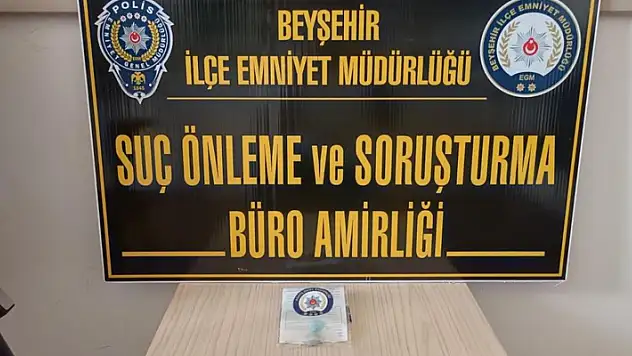 Antalya'dan Konya'ya uyuşturucu taşıyan kişi, polise yakalandı!