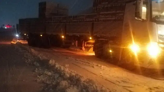 Antalya-Konya kara yolunda kar yağışı başladı
