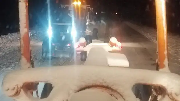 Antalya-Konya kara yolunda ulaşıma kar engeli
