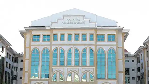 Antalya merkezli yasa dışı bahis soruşturmasında 72 kişi hakkında gözaltı kararı