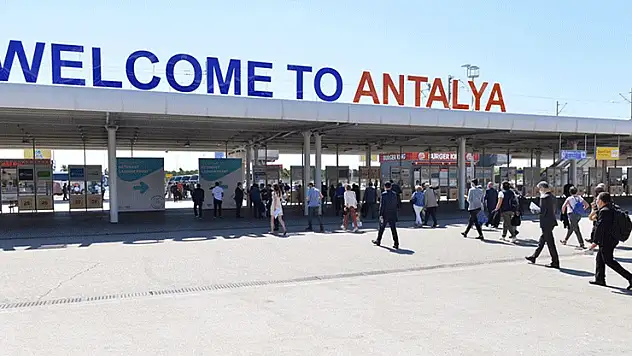 Antalya, son 5 yılın temmuz ayı günlük ziyaretçi rekorunu kırdı