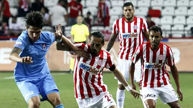 Antalya Trabzon'u 7'i bitirdi!