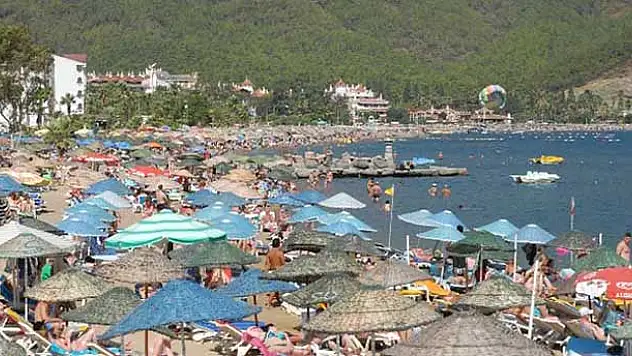 Antalya'ya gelen turist sayısı 3 milyona yaklaştı
