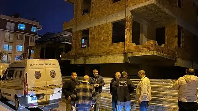 Antalya'da boş inşaatta tanınmayacak halde bir ceset bulundu
