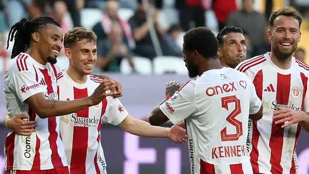 Antalyaspor 5 hafta sonra sevindi