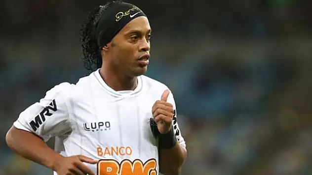 Antalyaspor'da Ronaldinho bombası