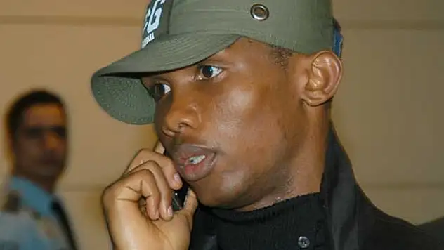 Antalyaspor Eto ile anlaştı, Ronaldinho'nun menajerini bekliyor