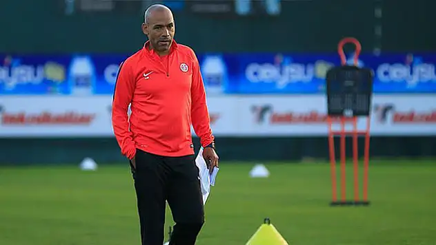 Antalyaspor Teknik Direktörü Morais takımının başına geçti