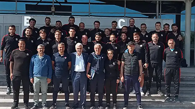 Antrenör kursu Konya'da tamamlandı 