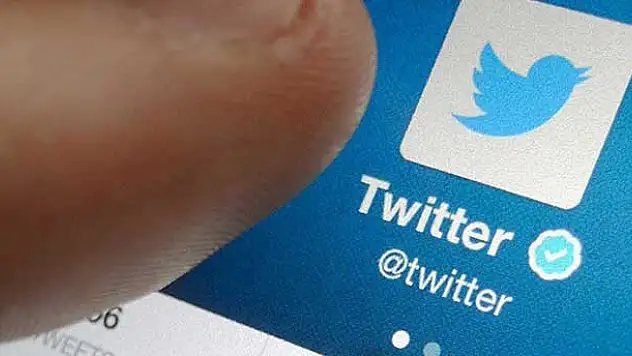 Anzak tweetleri spikeri işinden etti