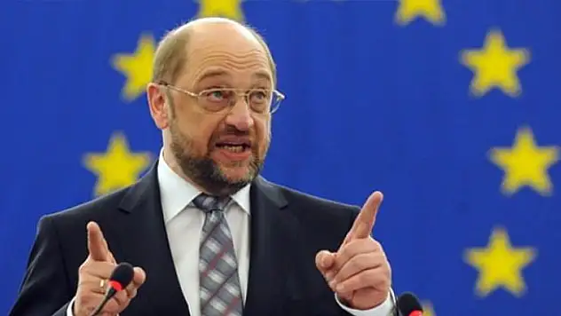 AP Başkanı Schulz'dan İngiltere sitemi