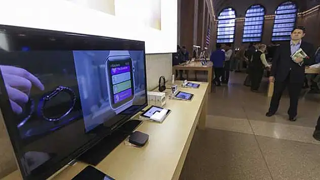 Apple akıllı saati 'Apple Watch'ı tanıttı