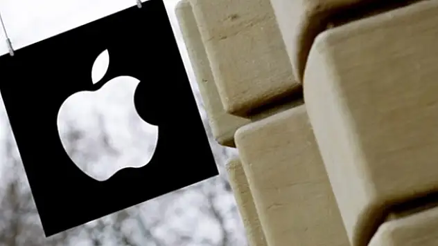 Apple, Mağazadan Atılan Öğrencilerden Özür Diledi