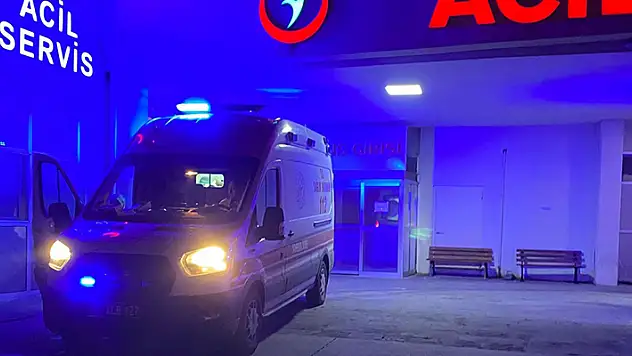 Araç kazasında yaralanan bir asker şehit oldu

