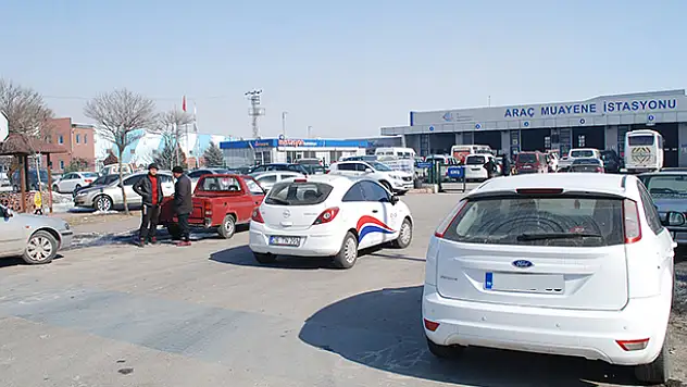 Araç muayenesi çileye dönüşüyor