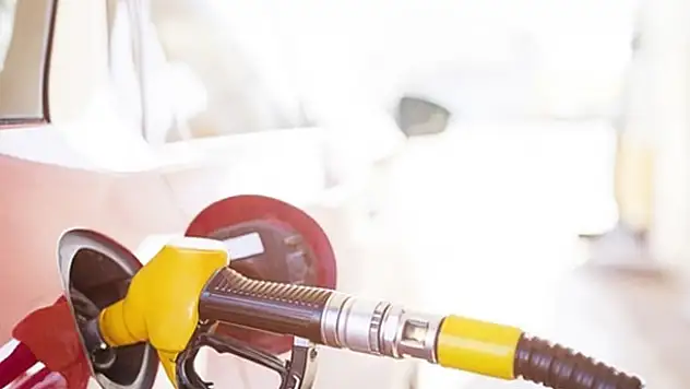 Araç sahipleri dikkat! Benzine 37 kuruş zam geliyor