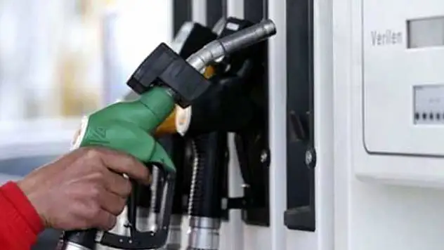 Araç sahipleri dikkat! Benzine zam geliyor