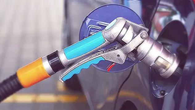Araç sahipleri dikkat! Bu kez LPG'ye zam geliyor! 
