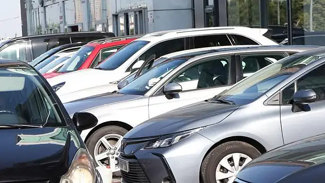 Araç satışlarında yeni dönemde 'pandemi öncesi' beklentisi 
