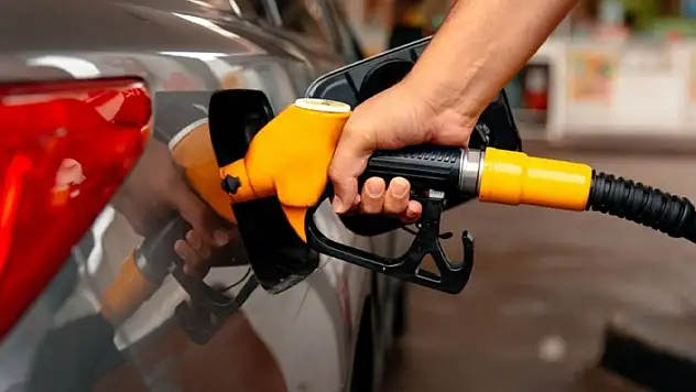 Araç sürücülerinin dikkatine! Motorine indirim bekleniyor