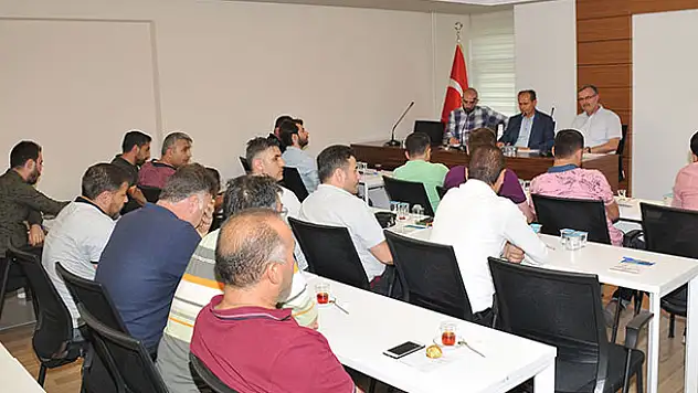 Araç üstü vinç sektörü KSO'da buluştu