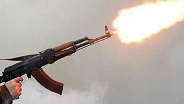 Araca silahlı saldırı: 3 yaralı