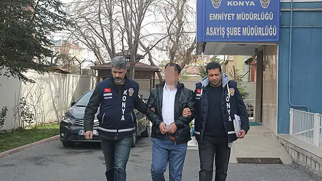 Aracındaki 'kükreyen aslan' figürü şüpheliyi ele verdi