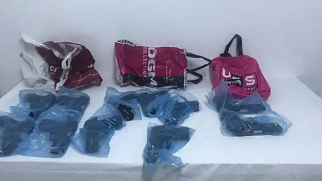 Araçtan cephanelik çıktı