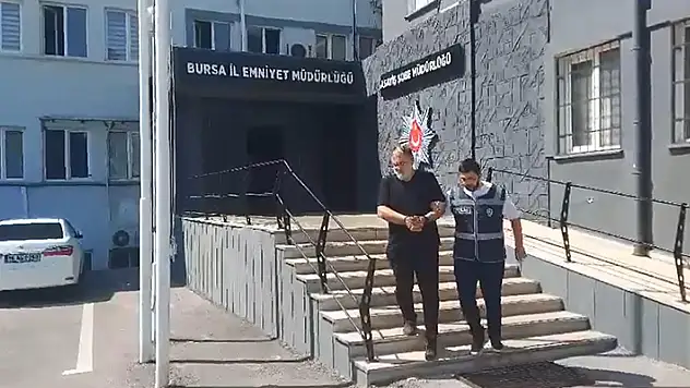 Aranan hükümlü yakalanınca yediği çiğ köfteyi bitirmek için izin istedi
