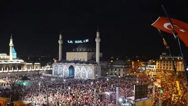 Arat, 15 Temmuz'da Konyalıları meydanlara çağırdı