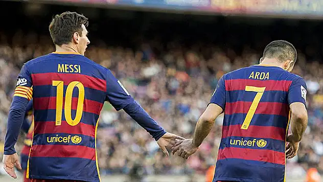 Arda'lı Barcelona yine kazandı